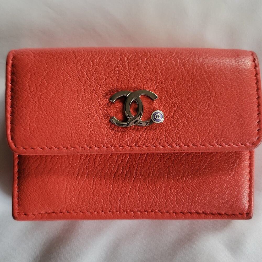 Rare Chanel Limited Edition Coco Mark Lucky Umbrella Compact Wallet Red